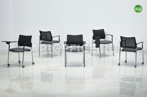 Стулья и кресла для посетителей, переговорных зон и конференц залов Pinko
